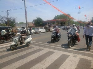 पंतप्रधानांच्या आवाहनानंतर बुलढाण्यात पेट्रोलसाठी धावपळ; जयस्तंभ चौकात मोठी कोंडी